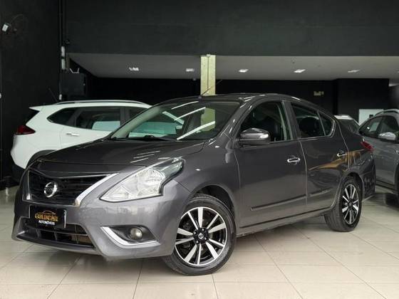 NISSAN VERSA 1.6 16V FLEXSTART UNIQUE 4P XTRONIC NISSAN VERSA 1.6 16V FLEXSTART UNIQUE 4P XTRONIC